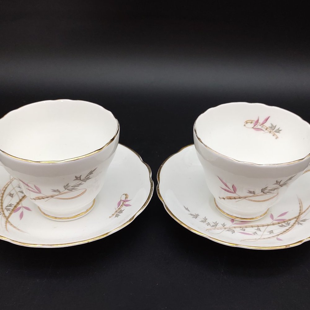 Pair of Regency Vintage Tea Cups and Saucers